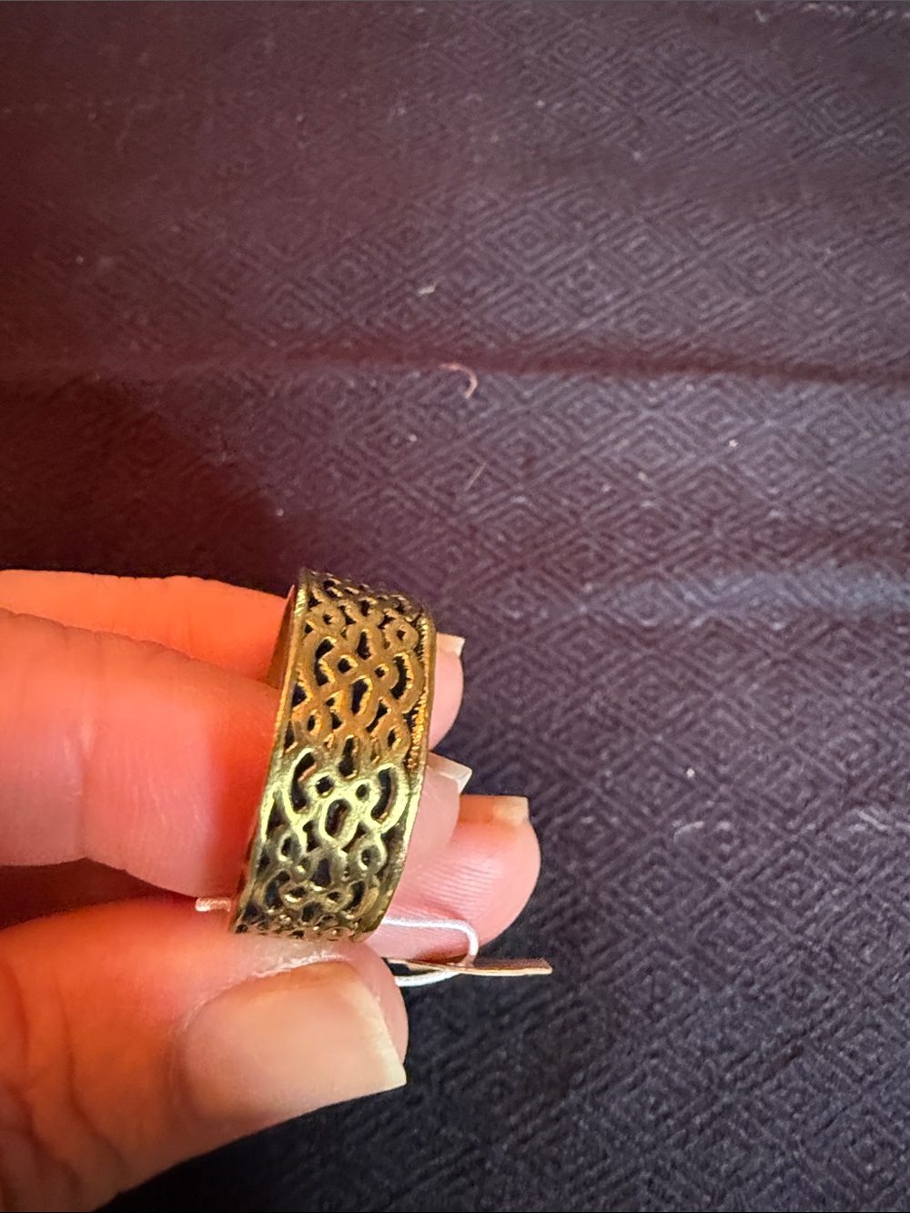 Antique-Style Filigree Wide Band Ring in Gold